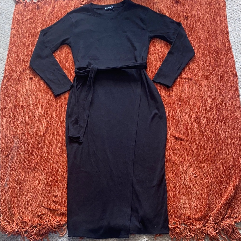 PrettyLittleThing Black Long Sleeve Midi Belted Dress